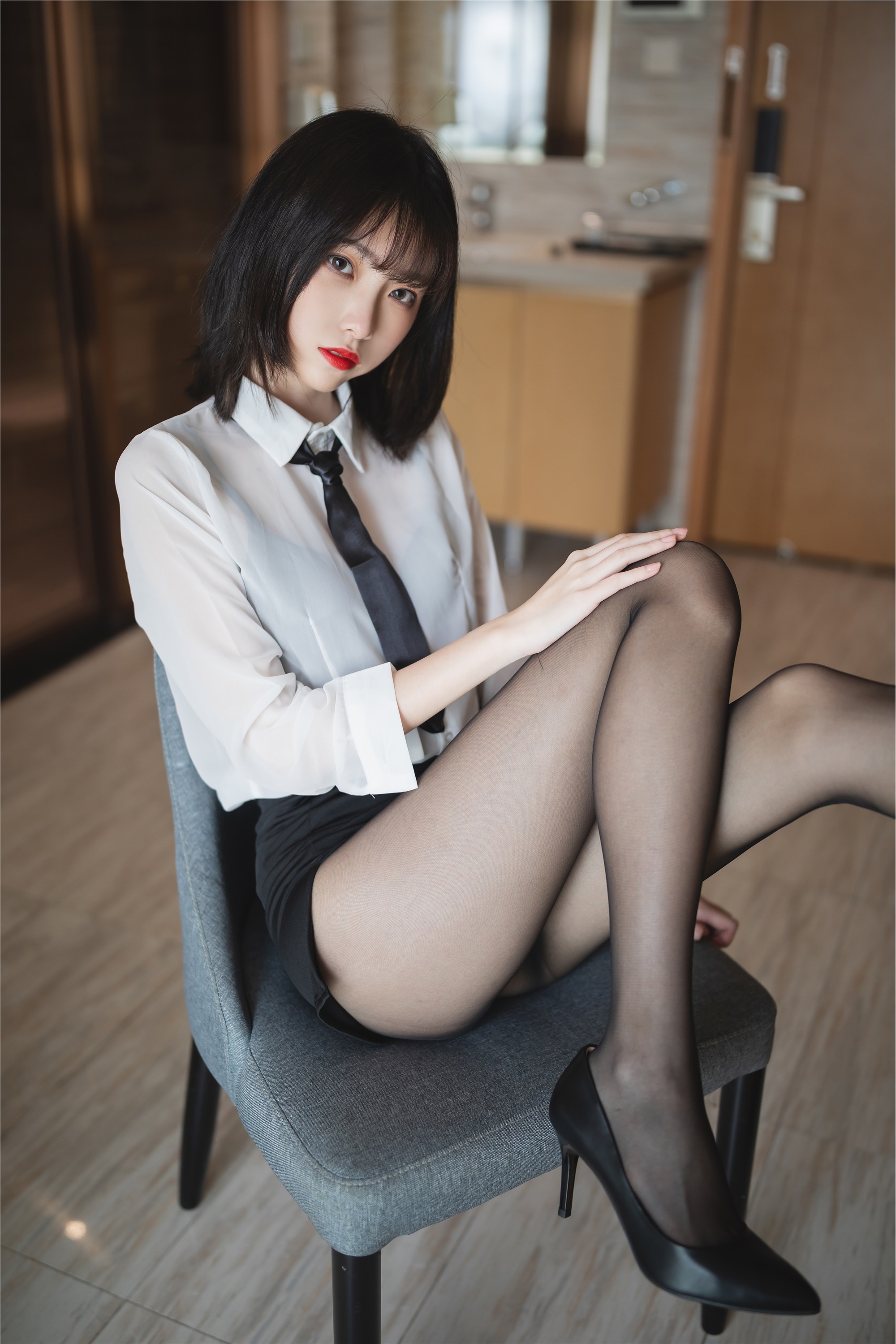 Xu Lan LAN - NO.004 Uniform OL